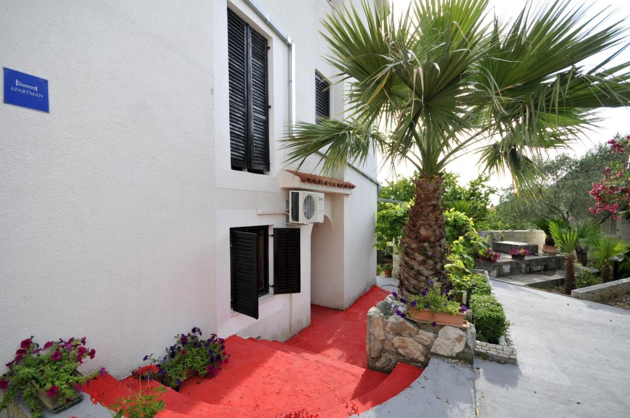 Apartments With A Parking Space Okrug Donji, Ciovo - 13732 Округ-Доньи Экстерьер фото