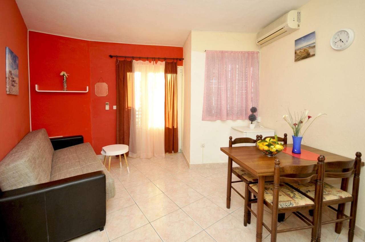Apartments With A Parking Space Okrug Donji, Ciovo - 13732 Округ-Доньи Экстерьер фото