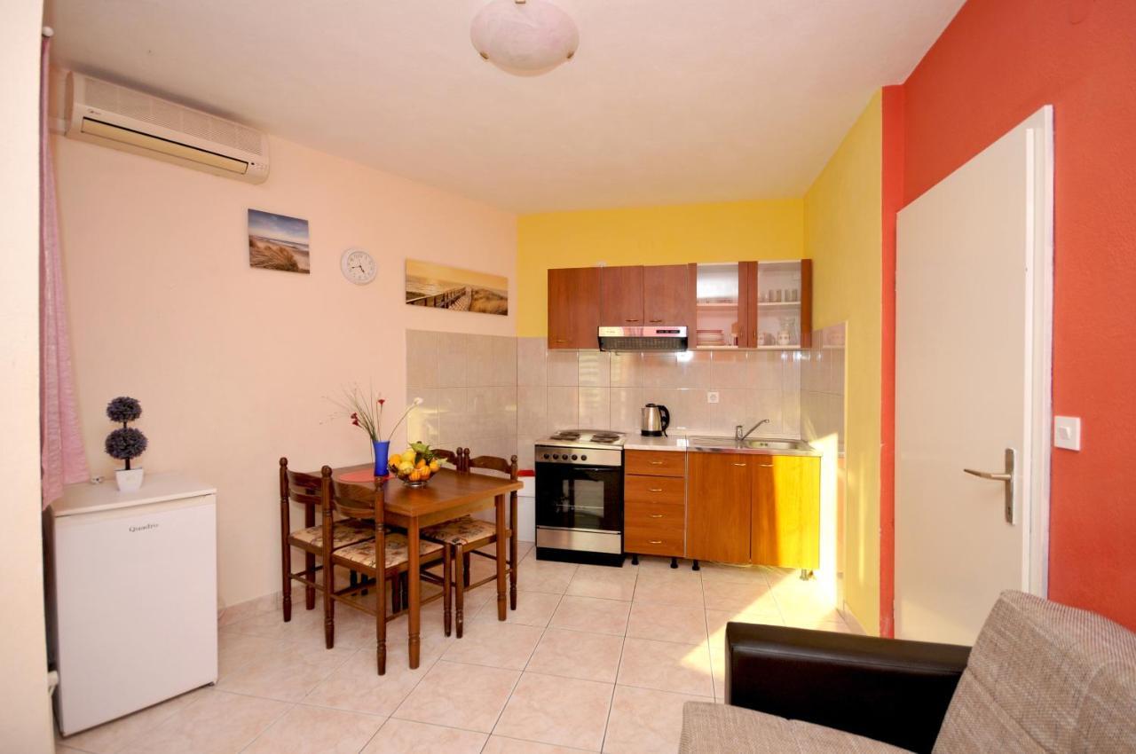 Apartments With A Parking Space Okrug Donji, Ciovo - 13732 Округ-Доньи Экстерьер фото